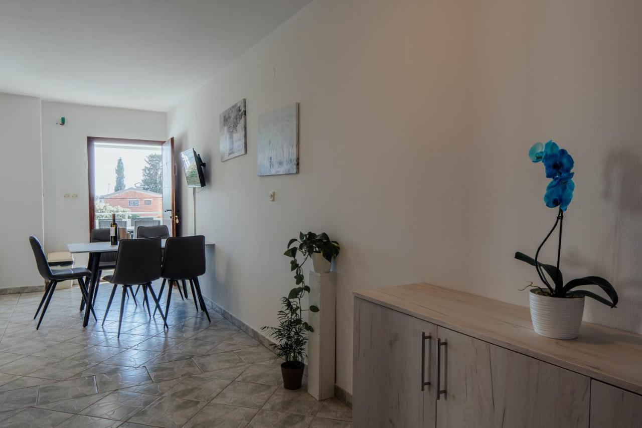 Apartmani Jaman Vrsi Room photo