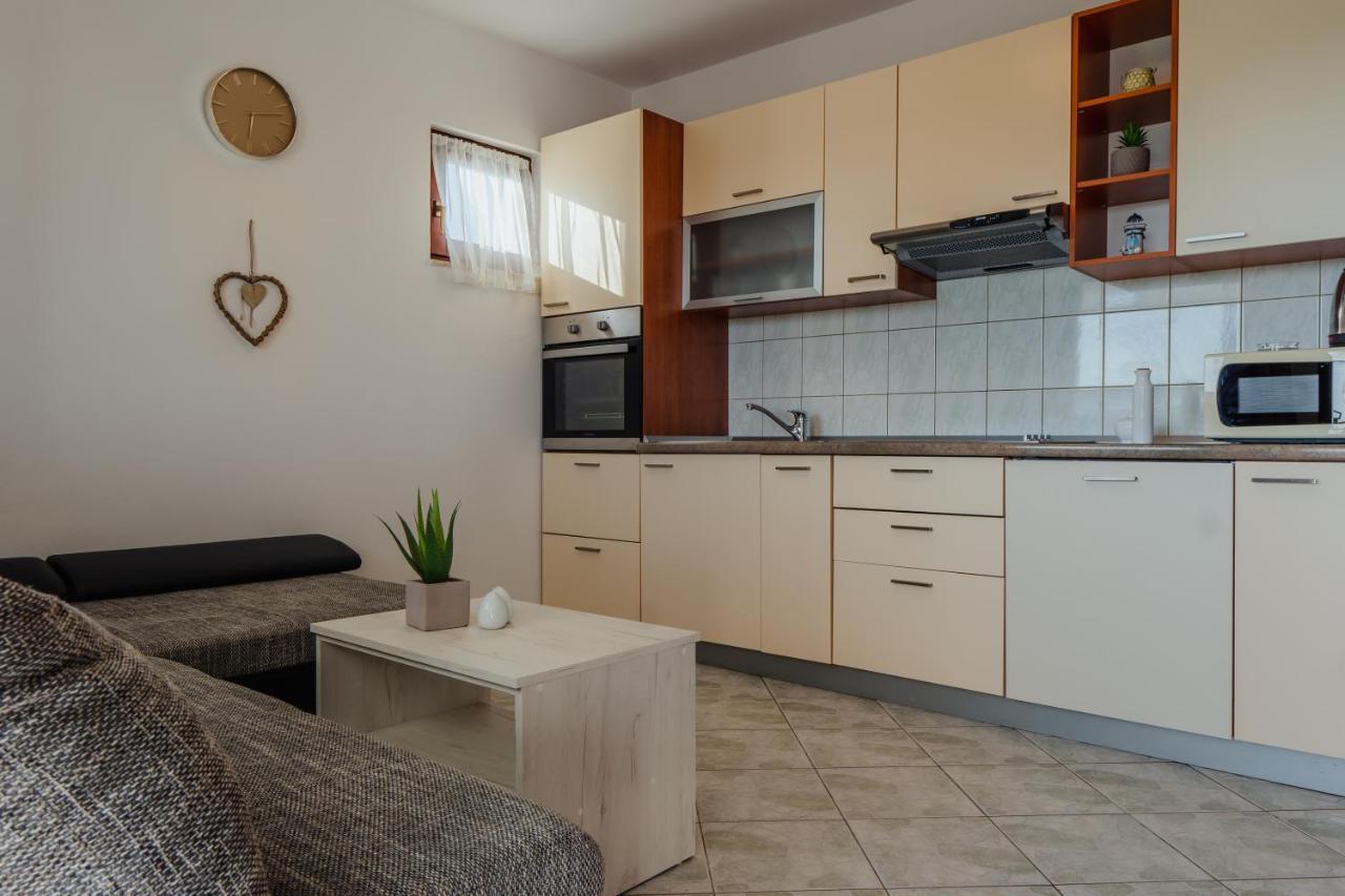 Apartmani Jaman Vrsi Exterior photo