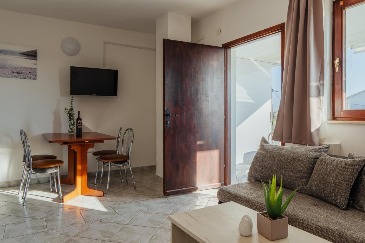 Apartmani Jaman Vrsi Exterior photo