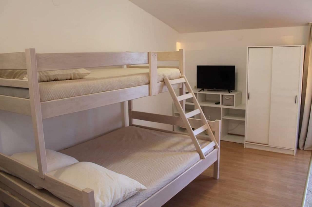 Apartmani Jaman Vrsi Exterior photo